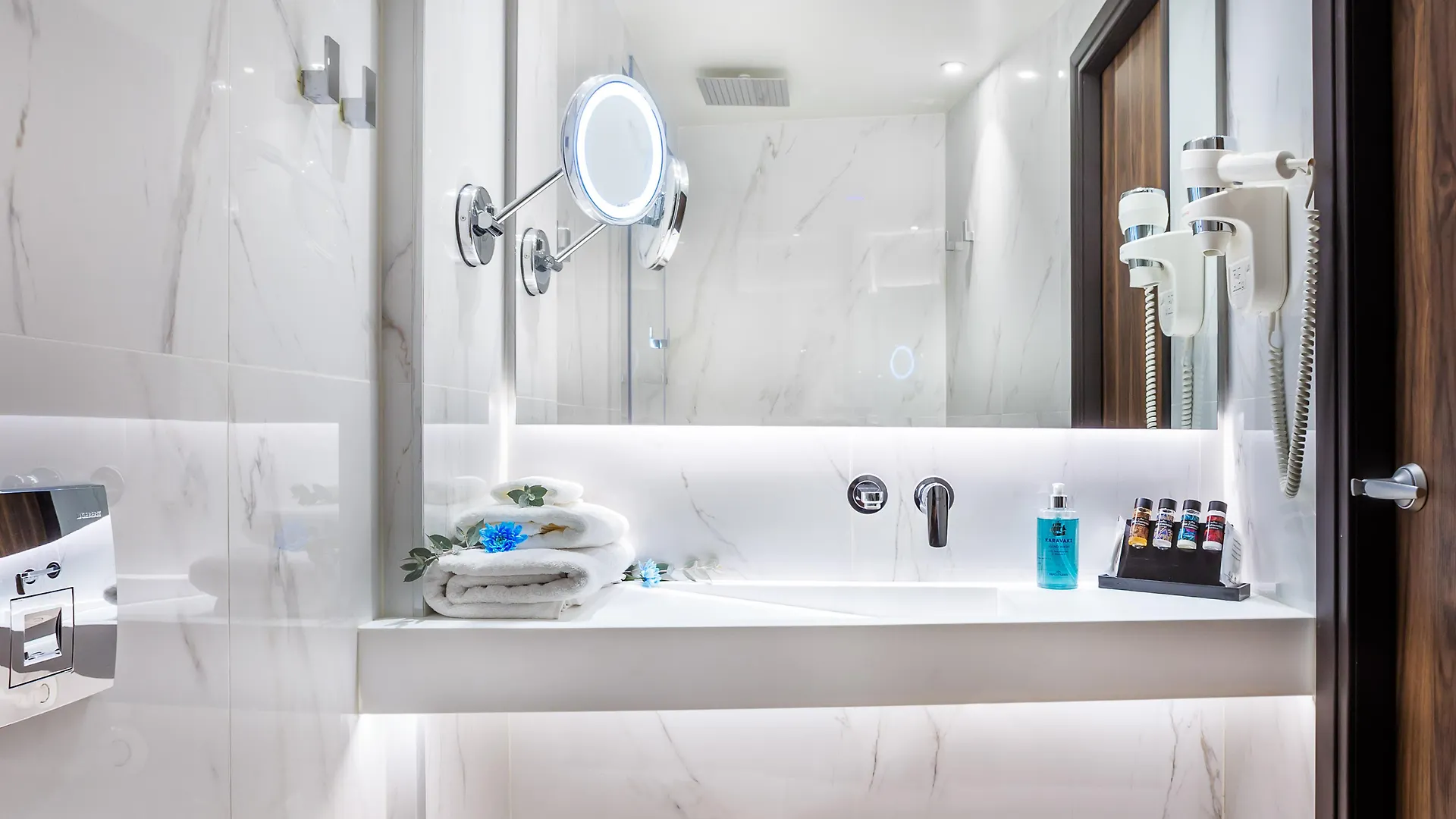 Imperial Plus Urban Smart Hotel Thessaloniki 4*,